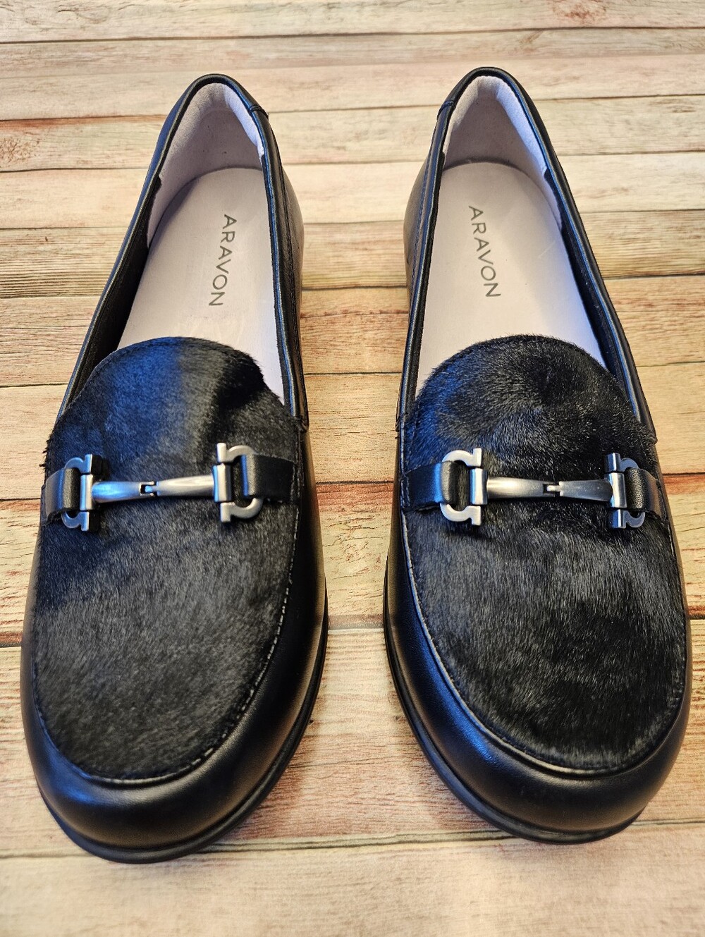 Aravon Abbey slip-on loafers